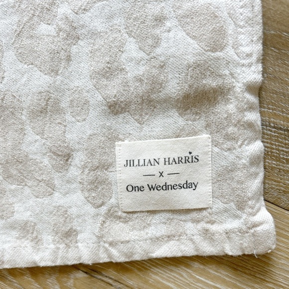 Jillian Harris x One Wednesday Leopard Print 100% Cotton Wrap Throw Blanket - Picture 5 of 7